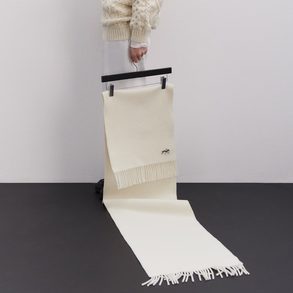 Zara Limited Edition 100% Wool Scarf - Picture 1 of 4